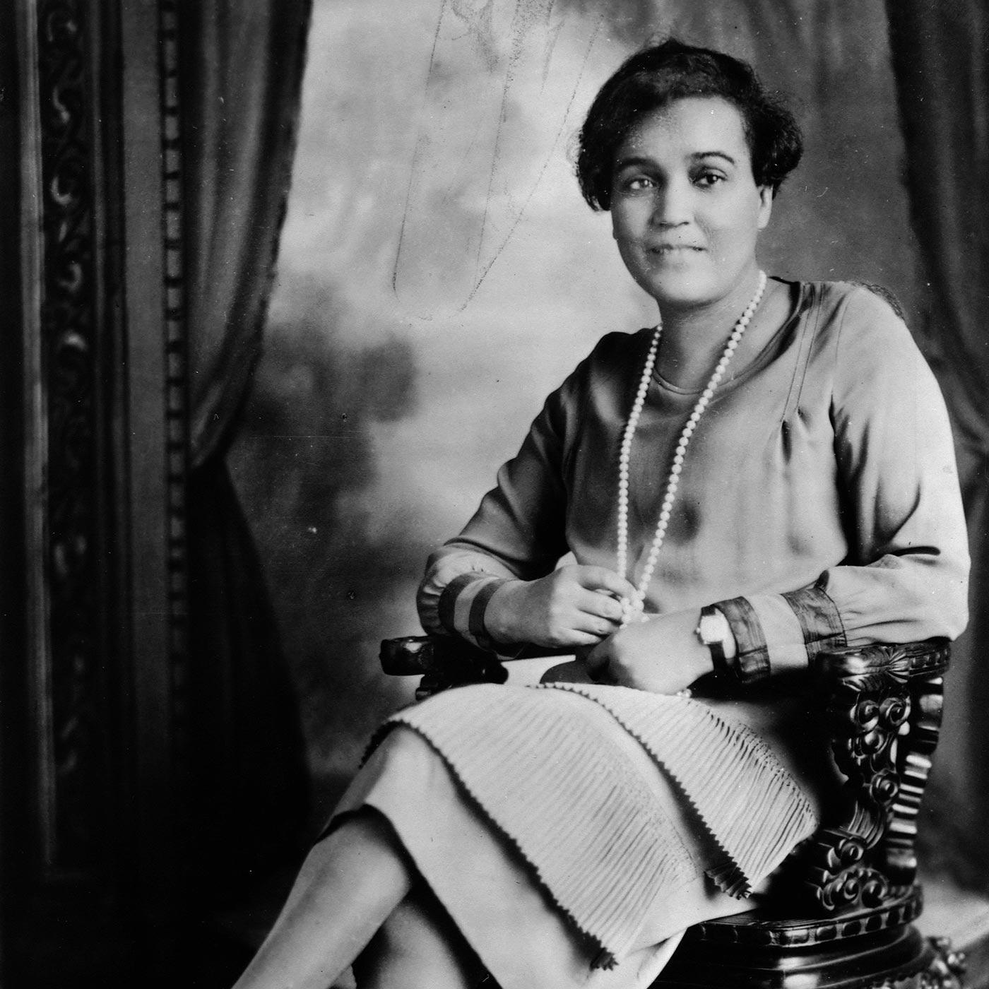 Discussing "Plum Bun" by Jessie Redmon Fauset with Alicia - The Pretty Brown Eye Reader