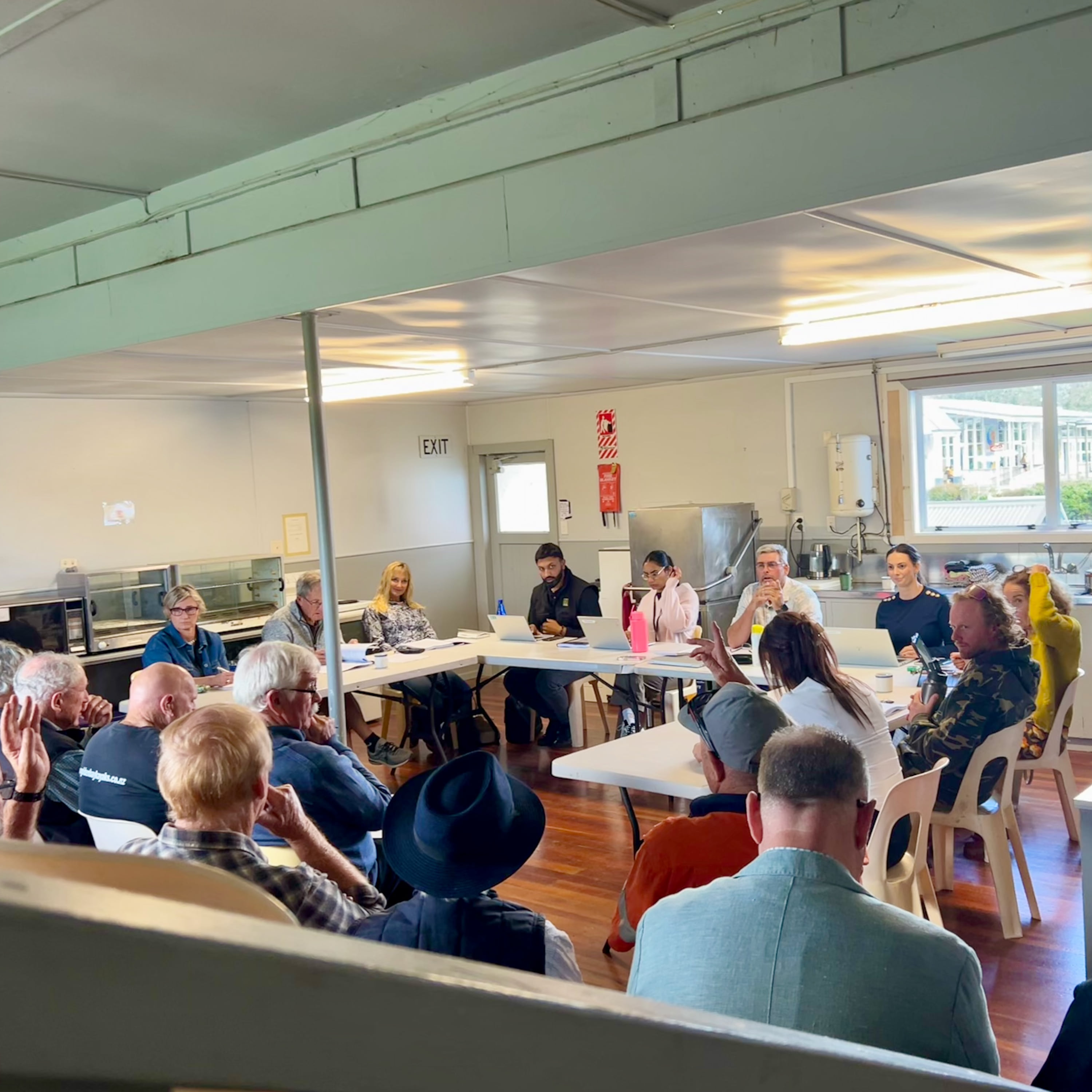 http://Ross%20Wallis%20–%20Wednesday’s%20Community%20Board%20meeting