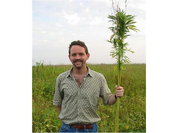 Hemp Entrepreneurs Discuss Hemp Fabrics & Running a Co.