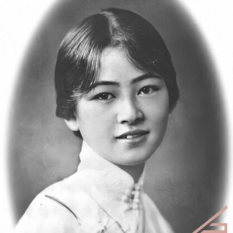 Artwork for podcast She Builds Podcast