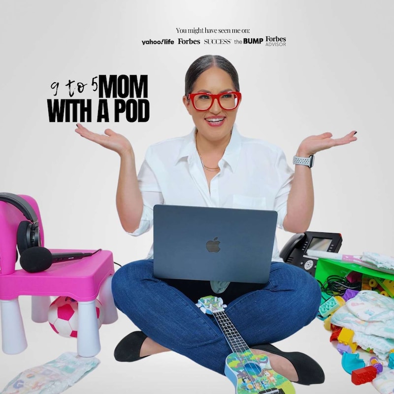 Artwork for podcast 9 TO 5 MOM WITH A POD