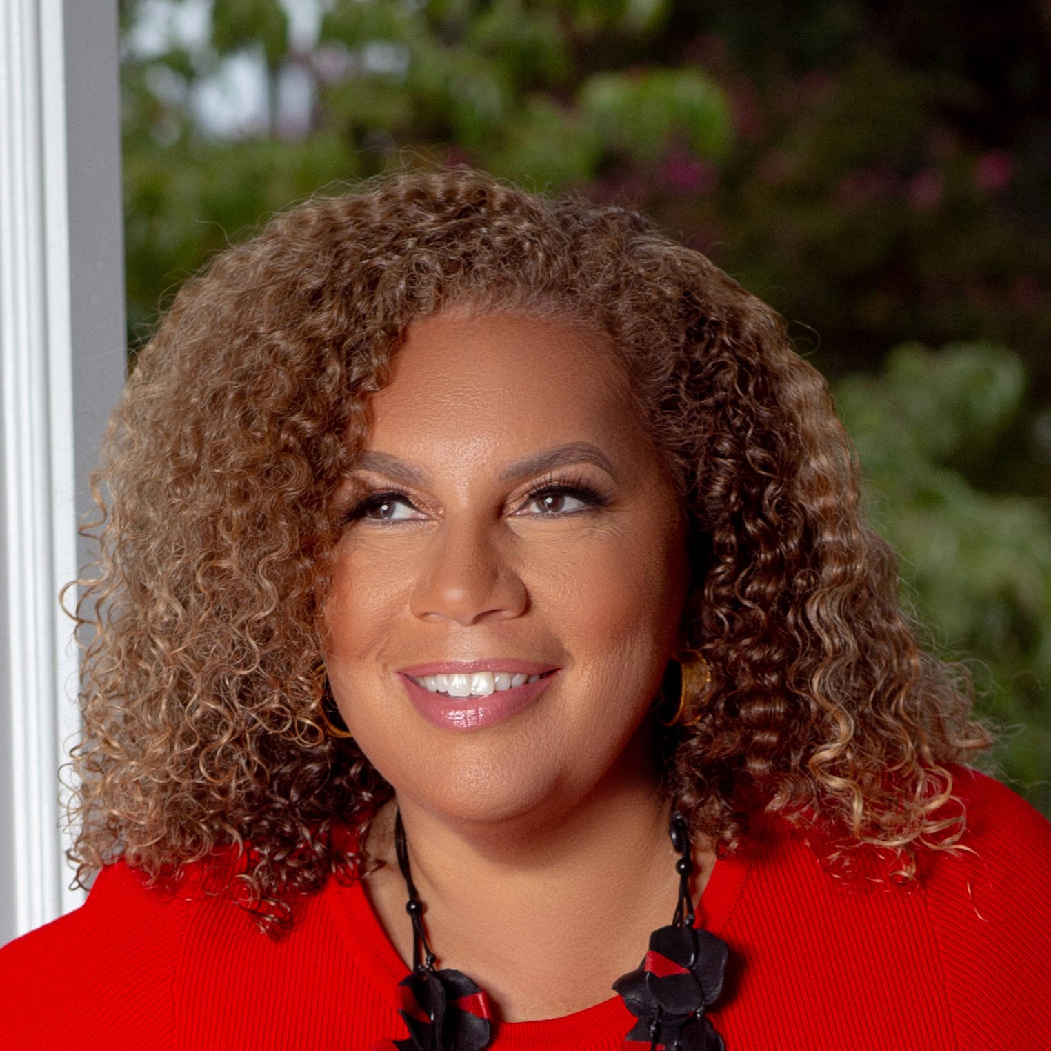 Kelli Richardson Lawson - Handling Child Addiction Challenges Through Her "Sonrise Project"