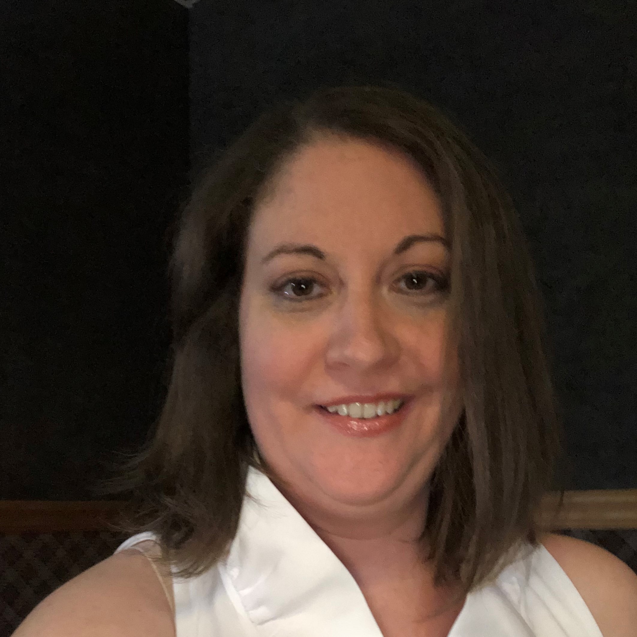 Lea Lauks - Living with an Alcoholic Spouse - Finding the Light