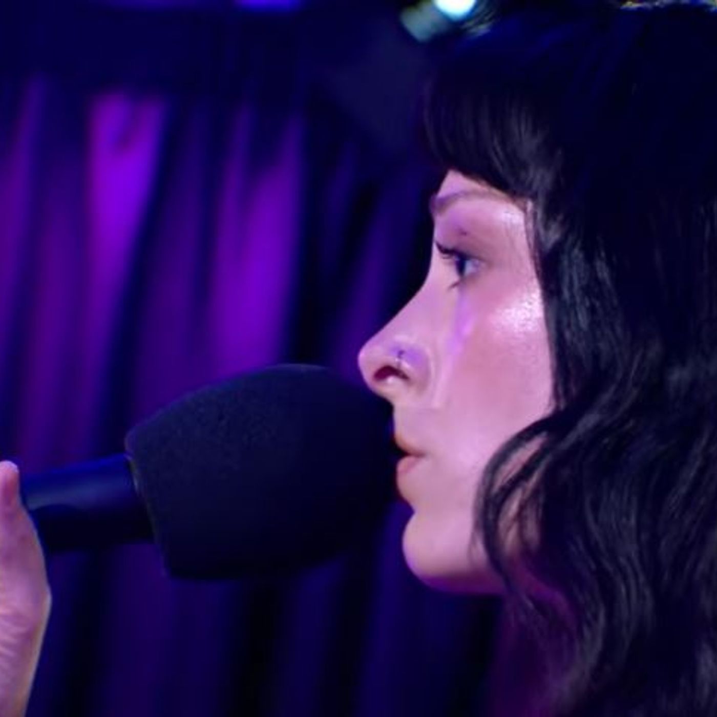 Coming up roses (Harry Styles cover in the Live Lounge) - Holly Humberstone episode artwork