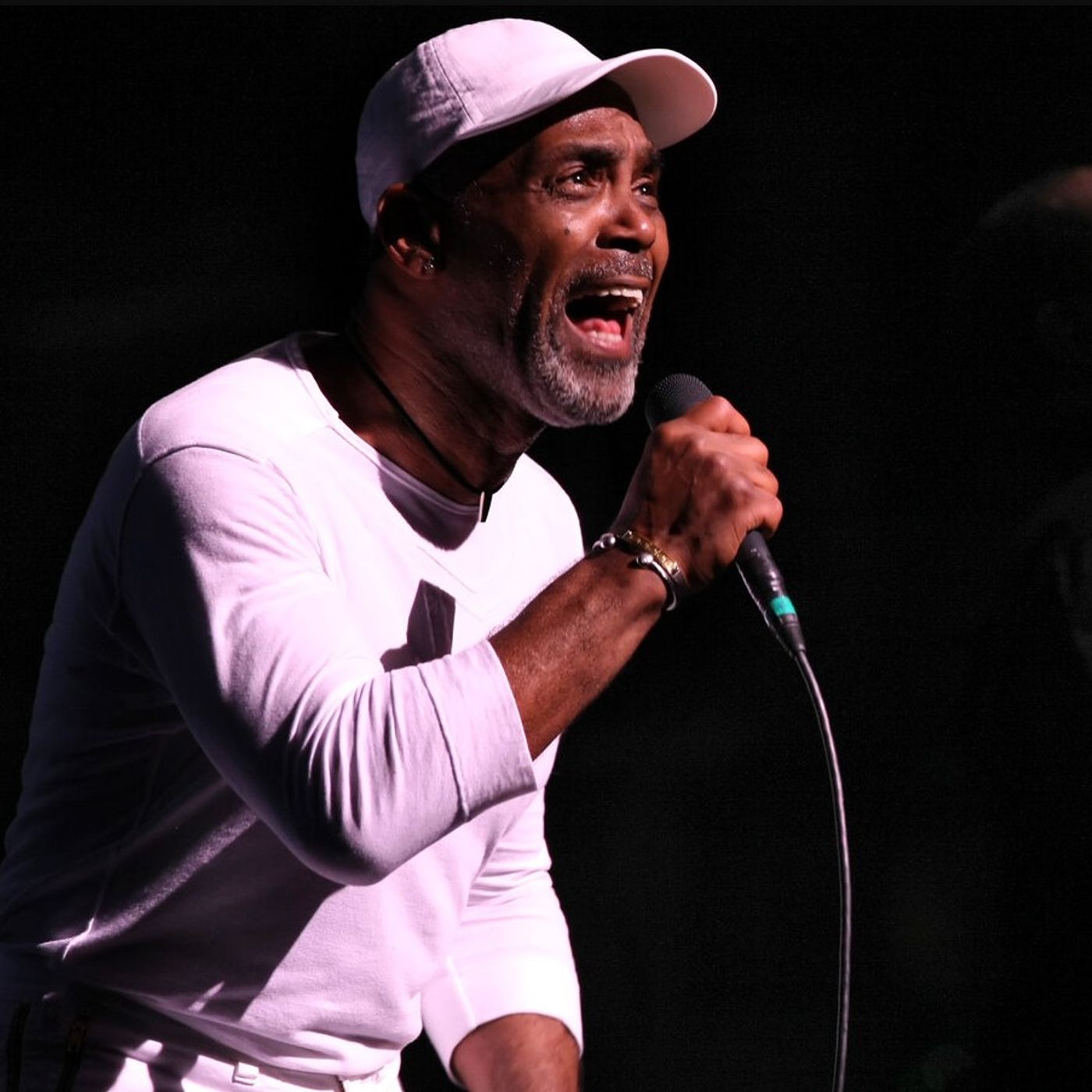 Before I Let go - Frankie Beverly episode artwork