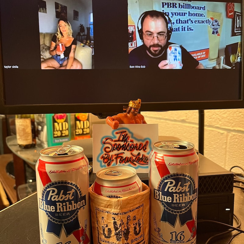 Artwork for podcast Bumming with Bobcat