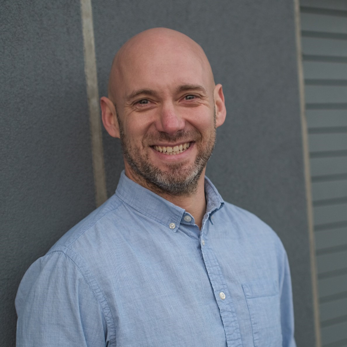 Mike Grant - Former Alcoholic - Now a Therapist and Using Running in Recovery