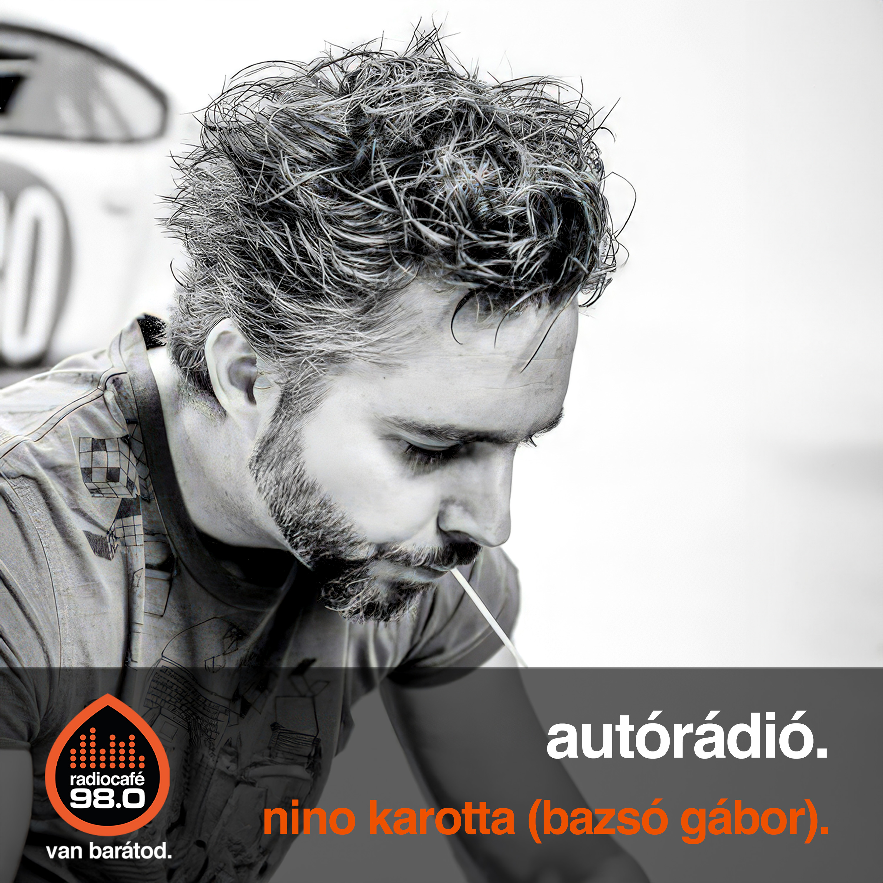 autórádió - szabadesés