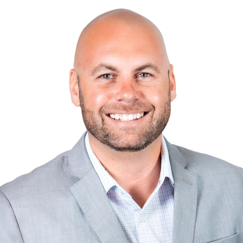 Artwork for podcast Putting the Real in Real Estate with Glenn Hockersmith