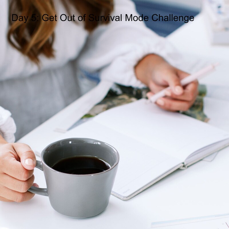 Artwork for podcast Plan Simple with Mia Moran