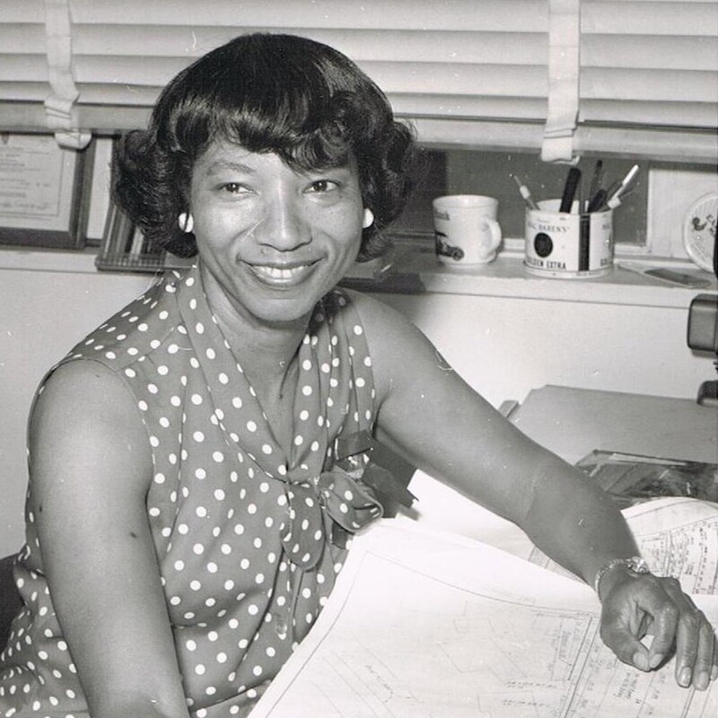 Artwork for podcast She Builds Podcast