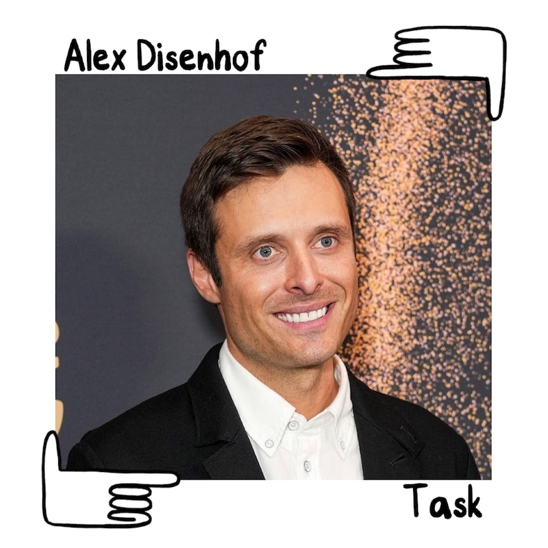 Artwork for podcast We Need to Talk About Oscar