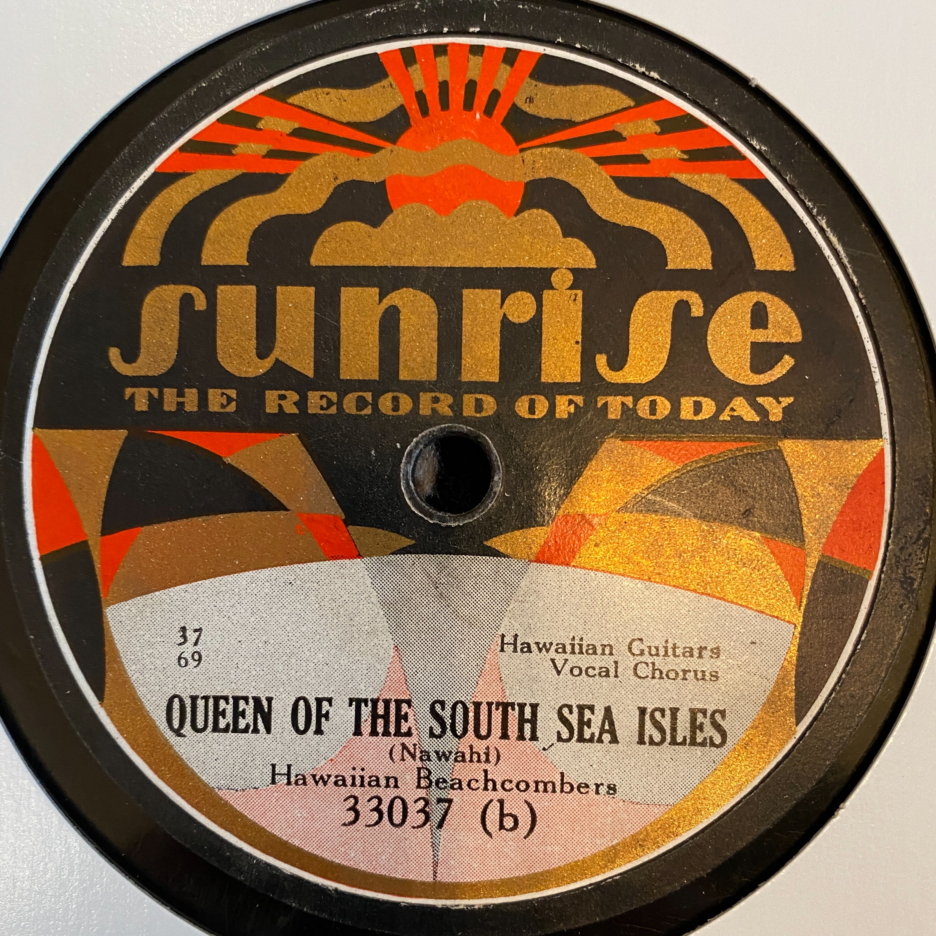 Joe Lauro's AMERICAN GROOVES RADIO HOUR : Hot Hawaiian! ( Hawaiian guitar and vocal wizards os the 1920s-30s)