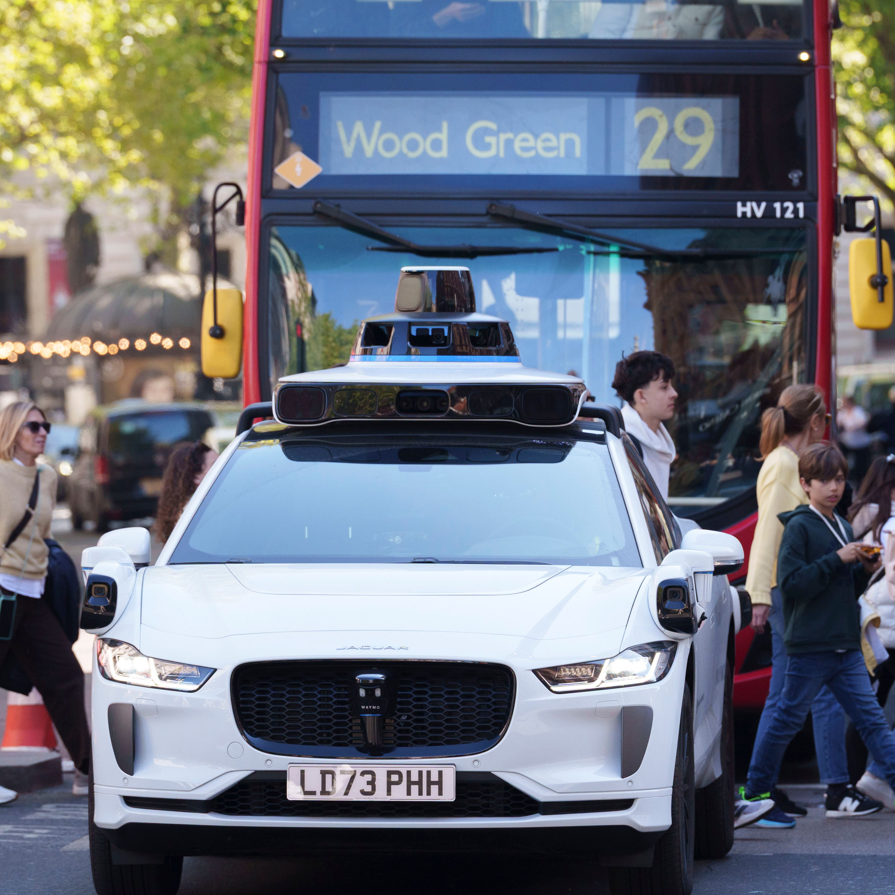 Robotaxis, fact-checking and gym drugs