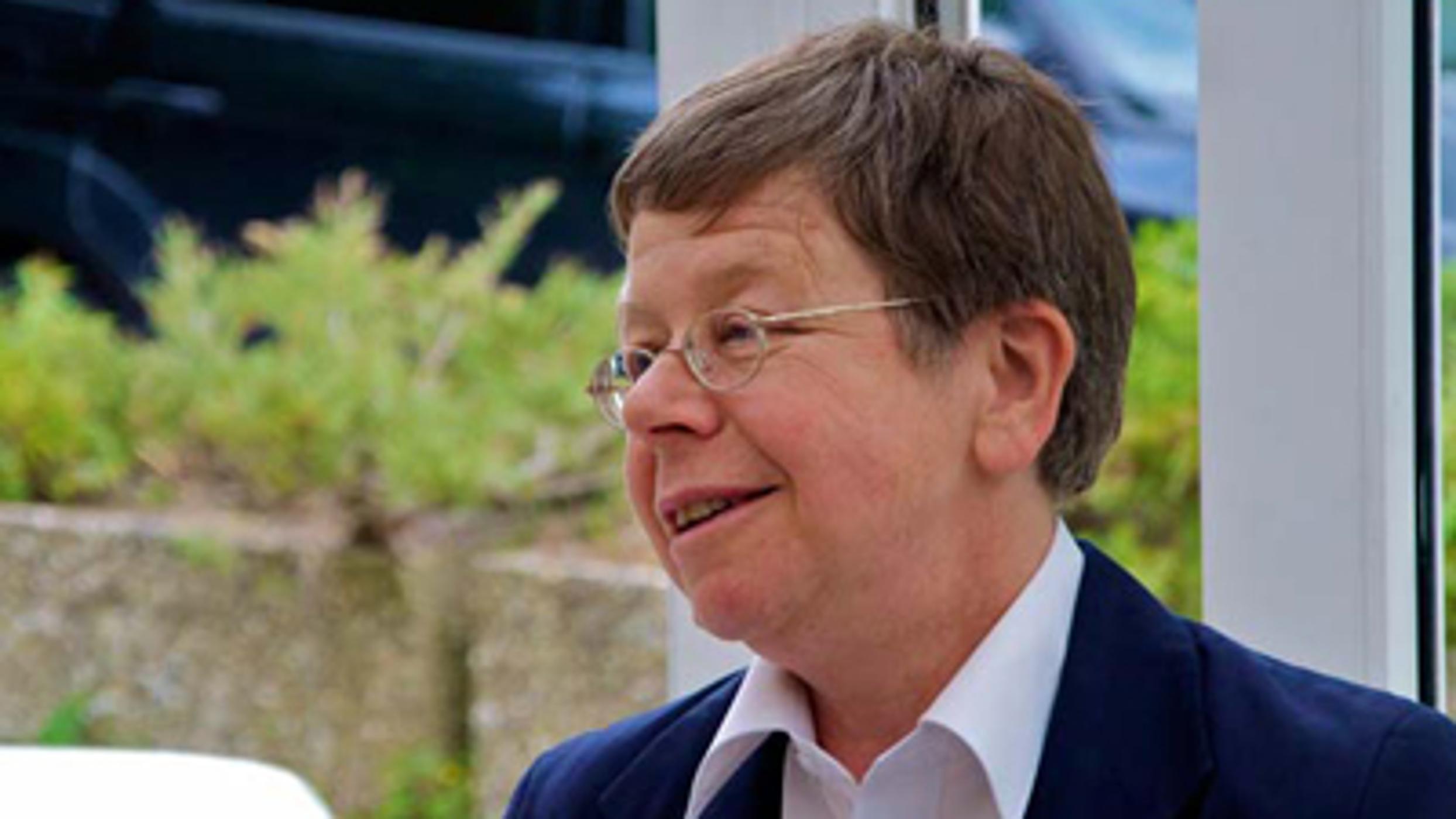 Addressing Linguistic Transparency in the ECJ: The 2009 Mackenzie-Stuart Lecture