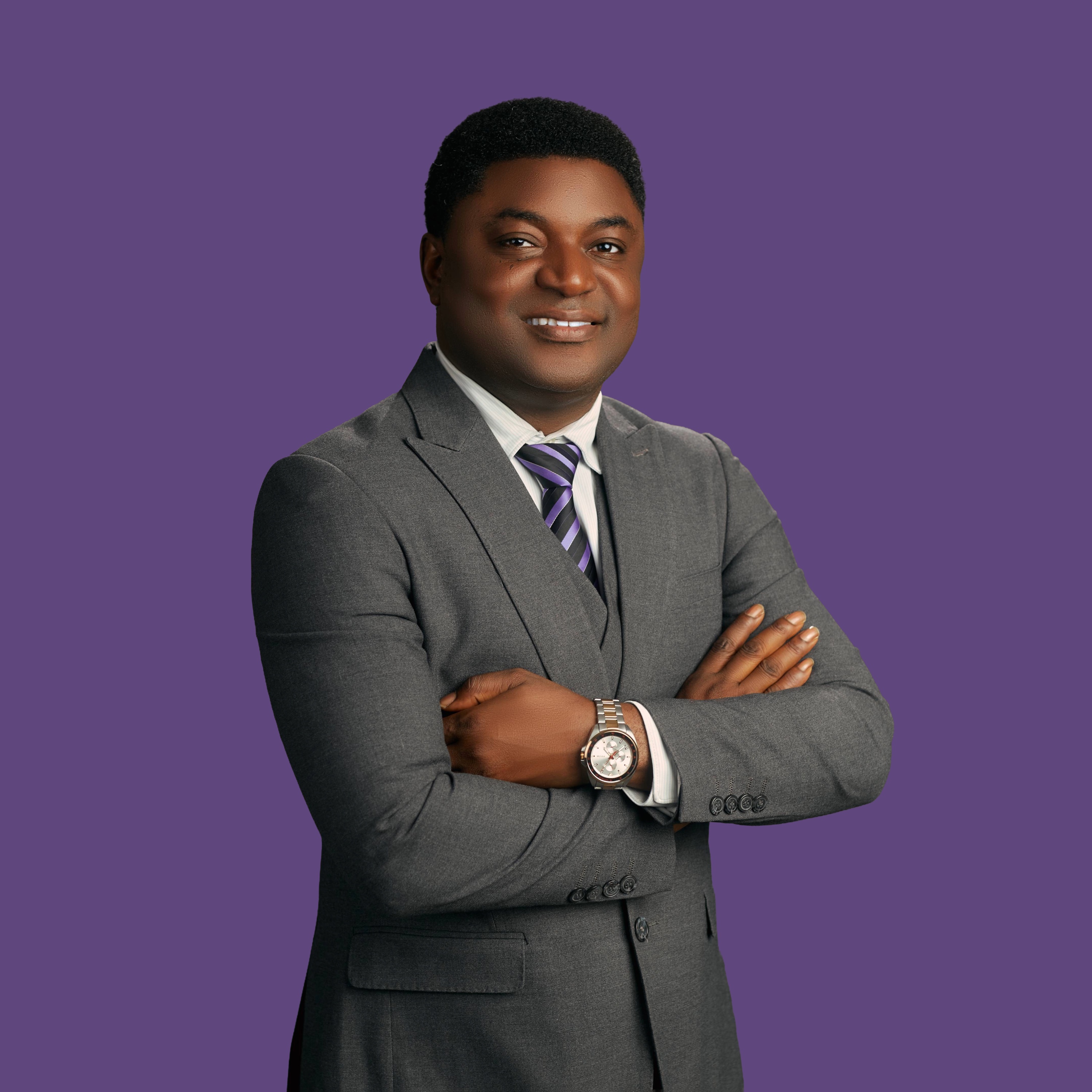 Maxwell E. Ogaga: Finding Clarity and Contentment in a Digitally Distracted World episode artwork