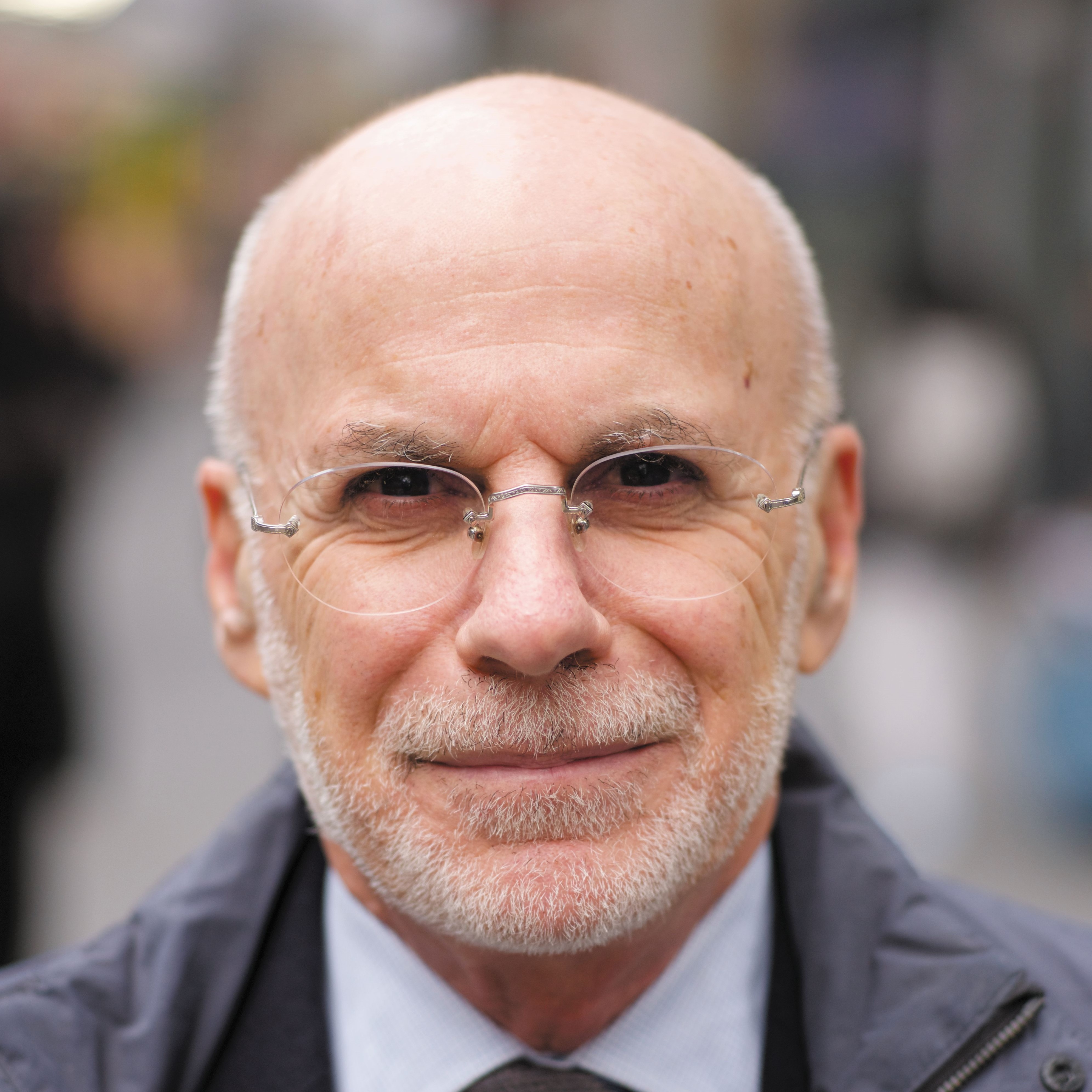 Barry Meier Author- Expose - Pain Killer