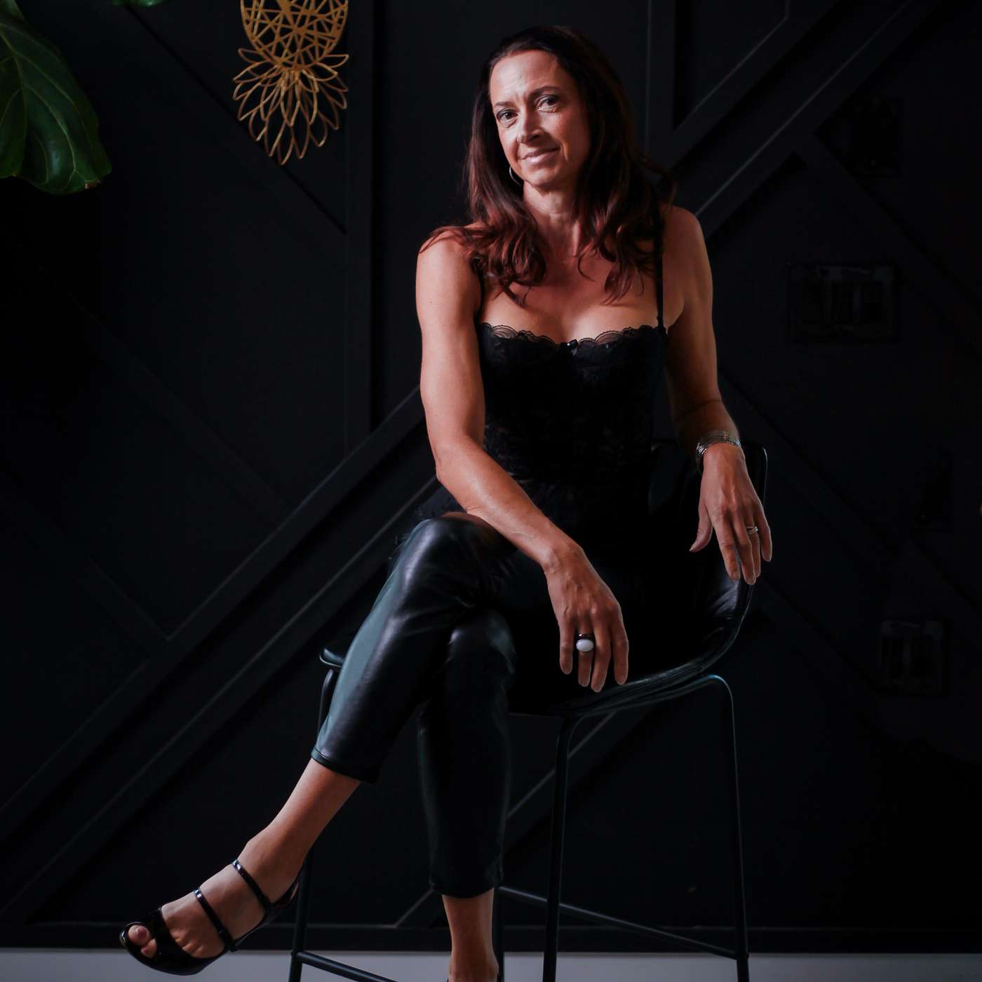 Unlocking Authentic Connections Through Ethical Non-Monogamy - Lauren Hayes episode artwork