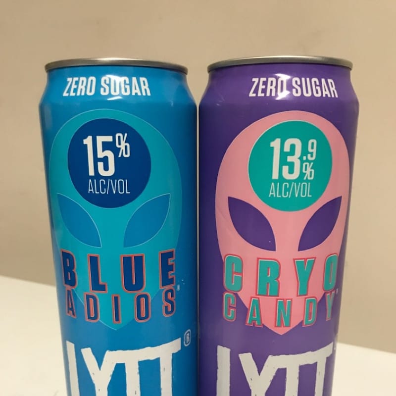 Artwork for podcast Bumming with Bobcat