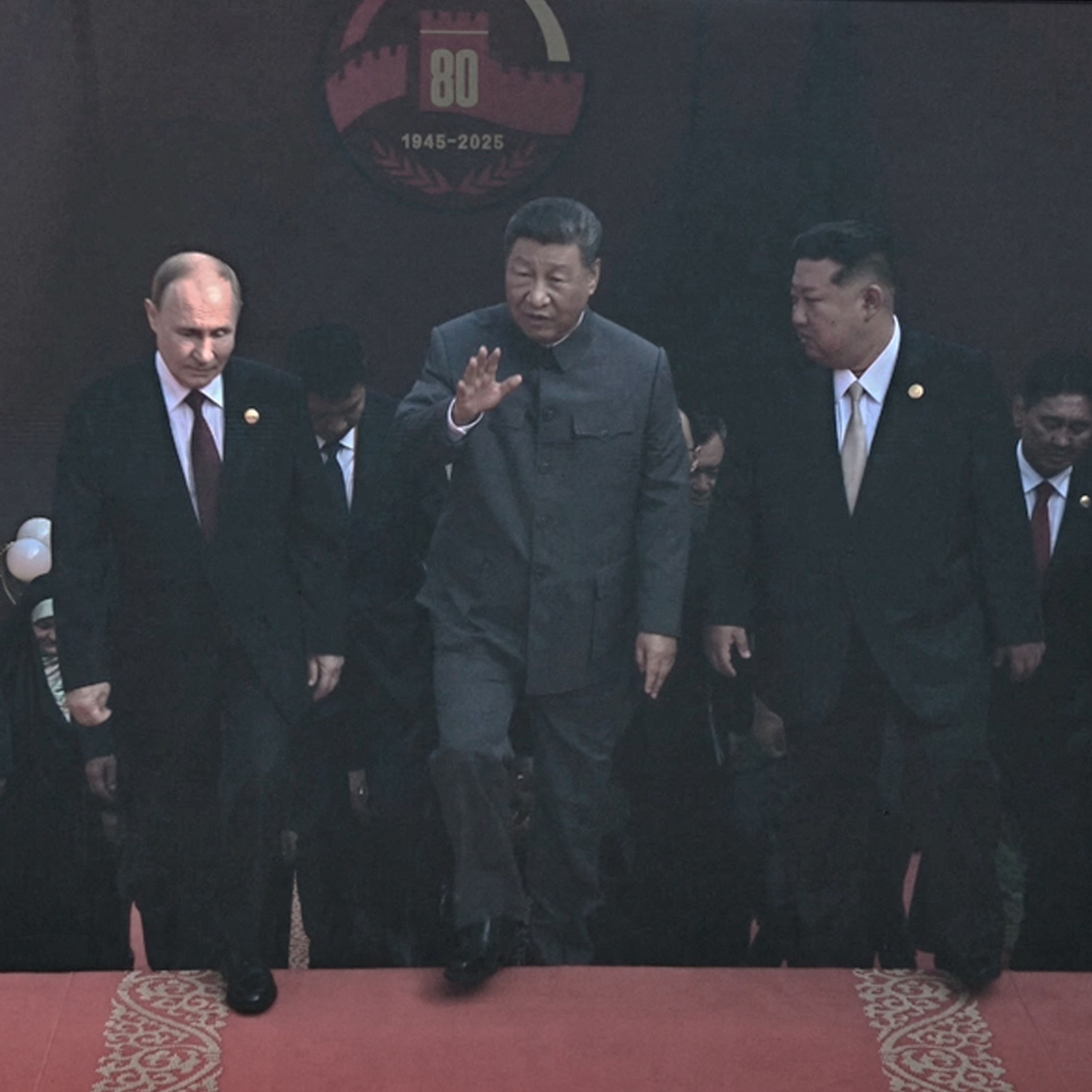 Hot Mic Catches Putin and Xi Discussing Organ Transplants