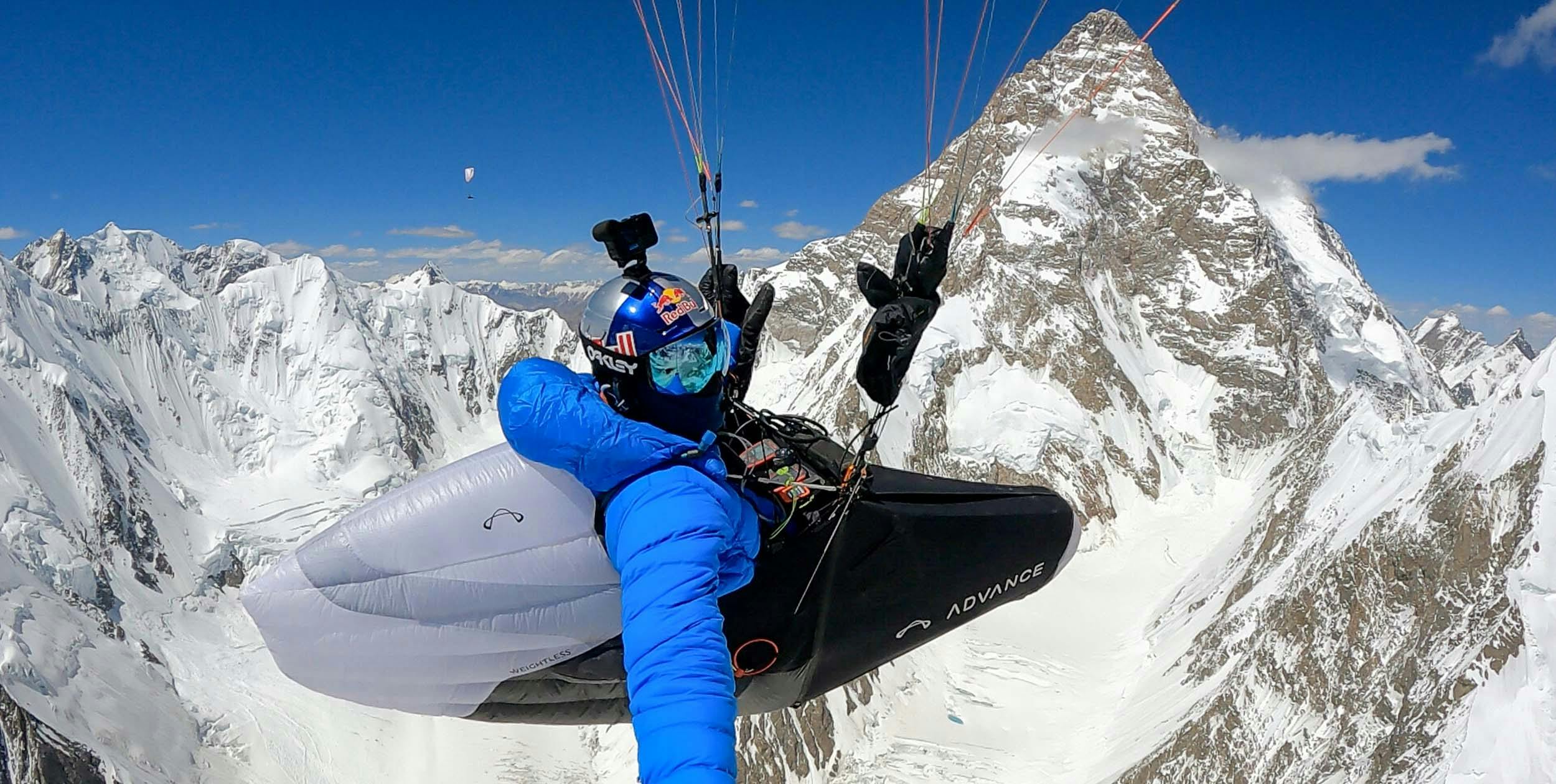 RED BULL: Paragliding the Himalayas with Tom de Dorlodot