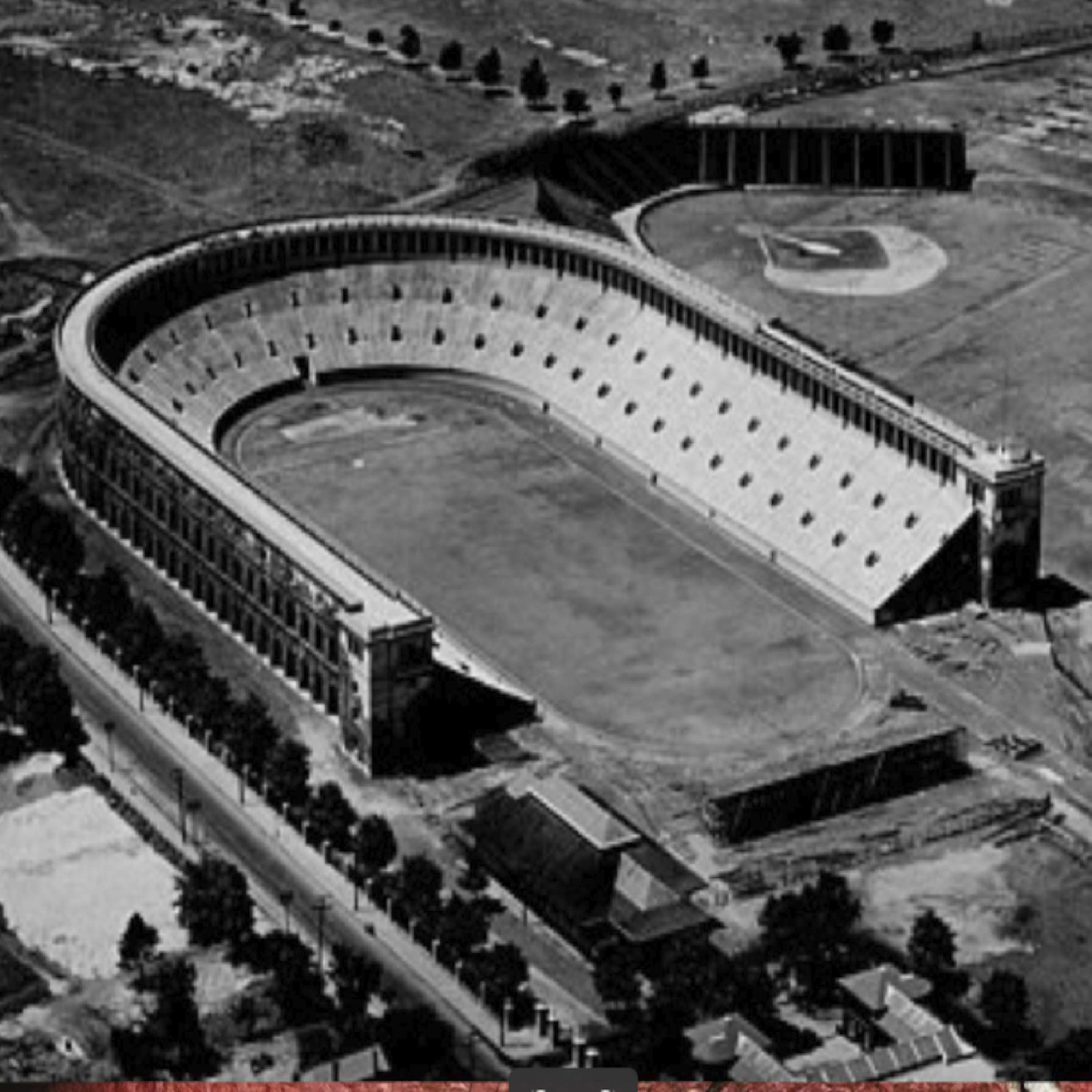 The Opening of Harvard Stadium and a New Type of Football Venue