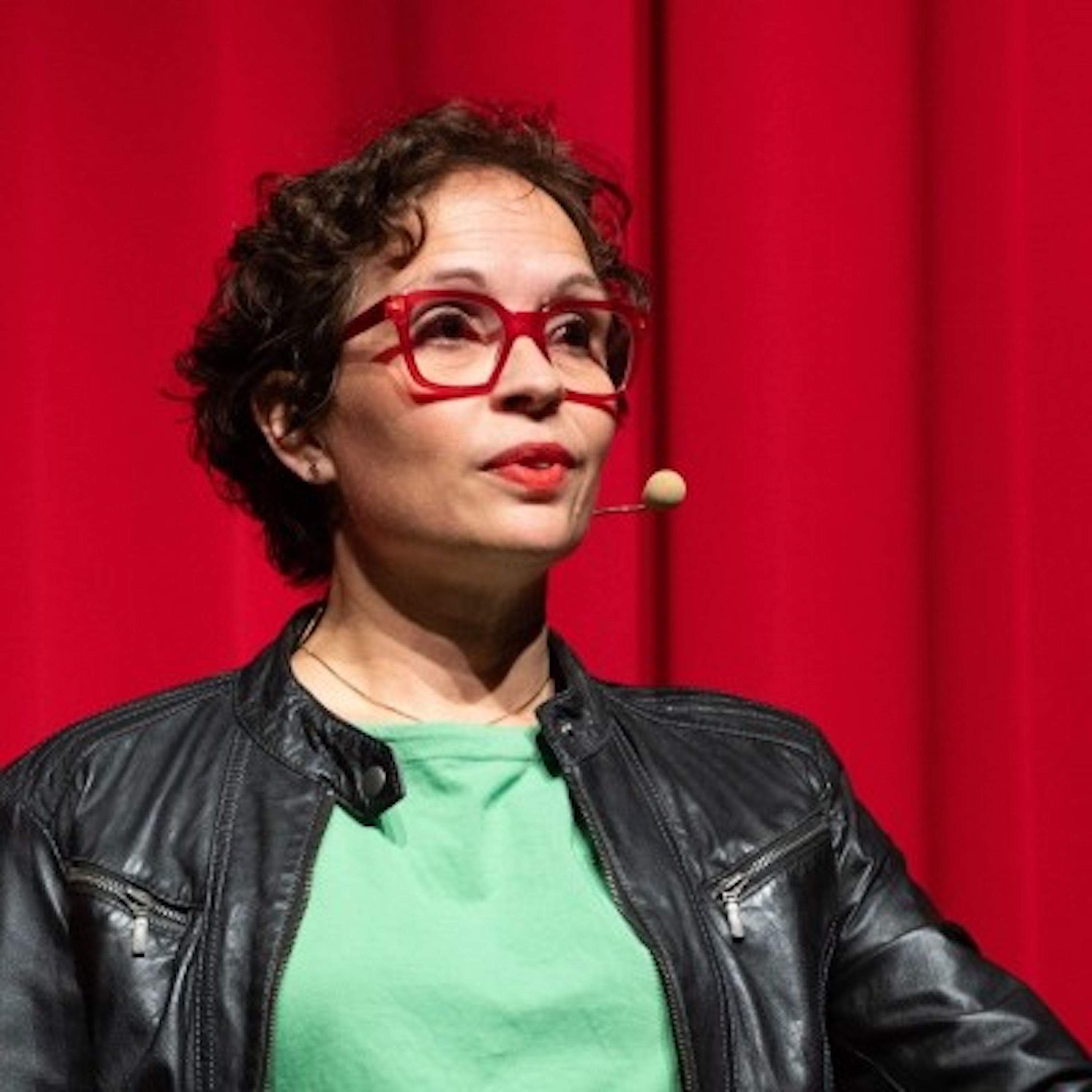 Let\'s talk Transformation : The business leaders podcast