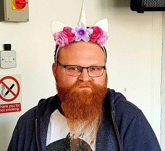 Artwork for podcast Hybrid 3 StoryBombs